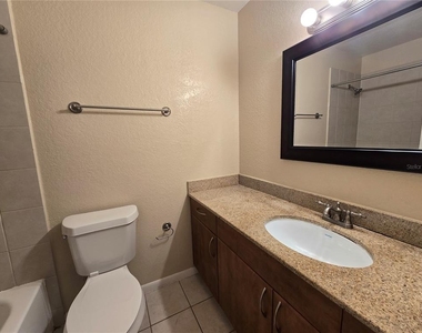 11582 Westwood Boulevard - Photo Thumbnail 17