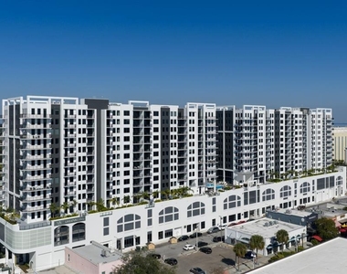 1000 1st Avenue N - Photo Thumbnail 2