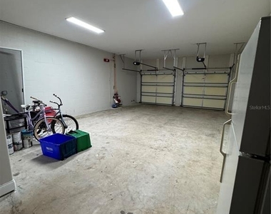 323 Ocean Crest Drive - Photo Thumbnail 20