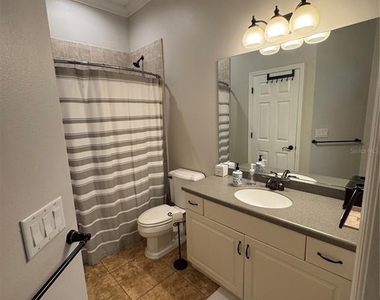 323 Ocean Crest Drive - Photo Thumbnail 12