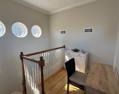 323 Ocean Crest Drive - Photo Thumbnail 15