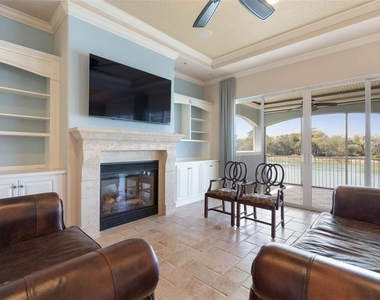 262 Yacht Harbor Drive - Photo Thumbnail 28