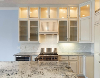 262 Yacht Harbor Drive - Photo Thumbnail 36