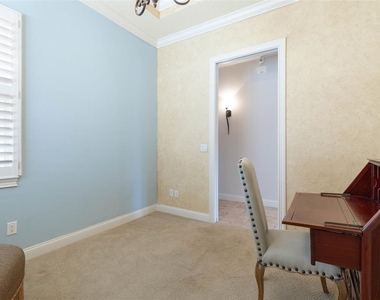 262 Yacht Harbor Drive - Photo Thumbnail 45