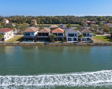 262 Yacht Harbor Drive - Photo Thumbnail 65