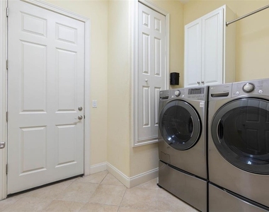 262 Yacht Harbor Drive - Photo Thumbnail 81