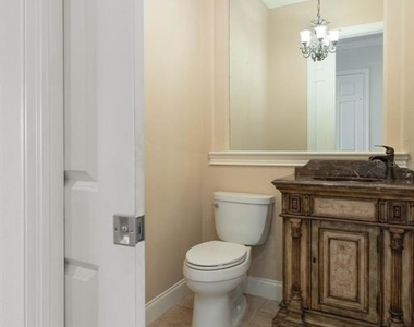 262 Yacht Harbor Drive - Photo Thumbnail 39
