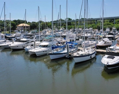 262 Yacht Harbor Drive - Photo Thumbnail 73