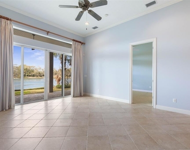 262 Yacht Harbor Drive - Photo Thumbnail 10