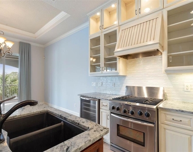 262 Yacht Harbor Drive - Photo Thumbnail 35
