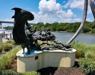 262 Yacht Harbor Drive - Photo Thumbnail 76
