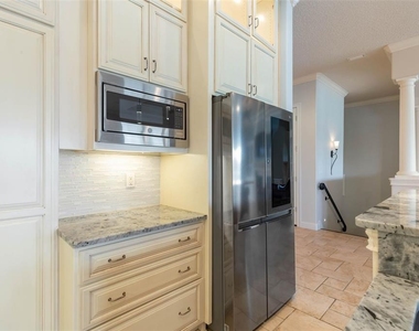 262 Yacht Harbor Drive - Photo Thumbnail 34