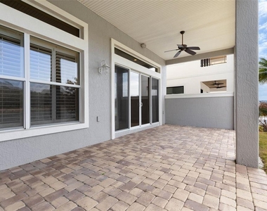 262 Yacht Harbor Drive - Photo Thumbnail 24