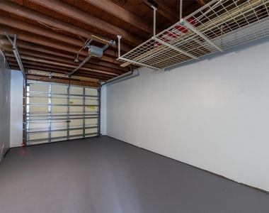 927 W Olympia Avenue - Photo Thumbnail 32