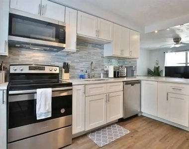 3113 Mcintosh Road - Photo Thumbnail 3