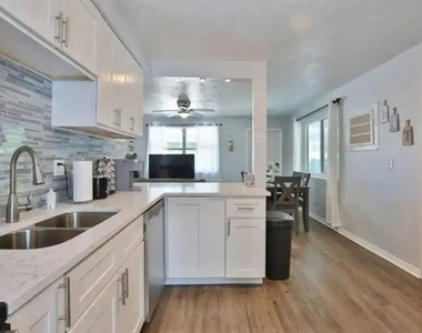 3113 Mcintosh Road - Photo Thumbnail 9