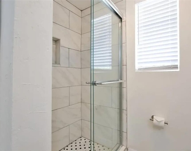 5622 S Lockwood Ridge Road - Photo Thumbnail 22