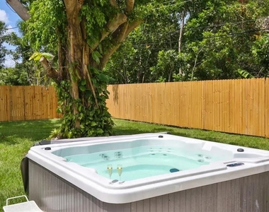 5622 S Lockwood Ridge Road - Photo Thumbnail 5