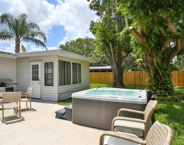 5622 S Lockwood Ridge Road - Photo Thumbnail 3