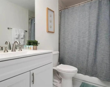 2539 Trinidad Street - Photo Thumbnail 16