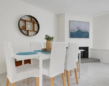 2539 Trinidad Street - Photo Thumbnail 5