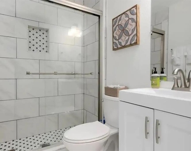 2539 Trinidad Street - Photo Thumbnail 18