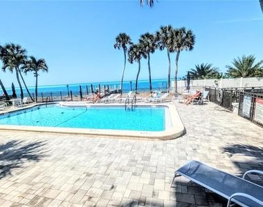4822 Ocean Boulevard - Photo Thumbnail 31