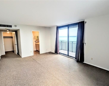 4822 Ocean Boulevard - Photo Thumbnail 16