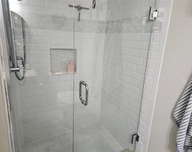 6147 43rd Street W - Photo Thumbnail 24