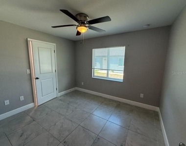 113 Boundary Boulevard - Photo Thumbnail 8