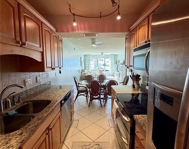 3806 Gulf Of Mexico Drive - Photo Thumbnail 5