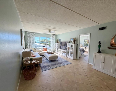 3806 Gulf Of Mexico Drive - Photo Thumbnail 9