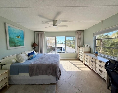 3806 Gulf Of Mexico Drive - Photo Thumbnail 12