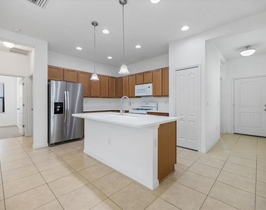 229 Livorno Way - Photo Thumbnail 3