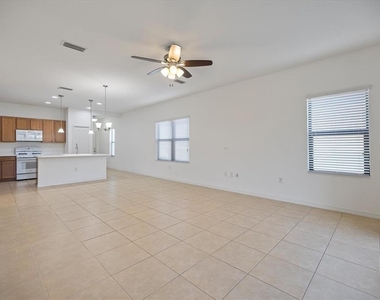 229 Livorno Way - Photo Thumbnail 6