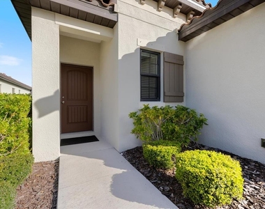 229 Livorno Way - Photo Thumbnail 2
