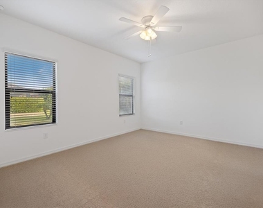 229 Livorno Way - Photo Thumbnail 13