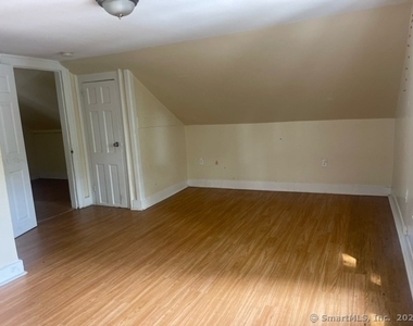 24 Arthur Street - Photo Thumbnail 10