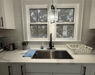 5 5 Winthrop Street - Photo Thumbnail 1