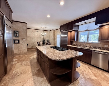 206 Fairview Rd - Photo Thumbnail 11