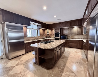 206 Fairview Rd - Photo Thumbnail 13