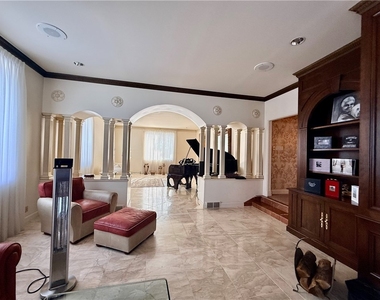206 Fairview Rd - Photo Thumbnail 7