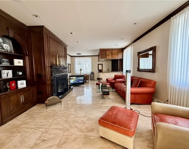 206 Fairview Rd - Photo Thumbnail 16