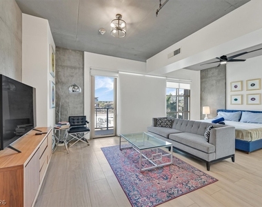353 E Bonneville Avenue - Photo Thumbnail 4
