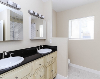 2100 Santa Ynez Drive - Photo Thumbnail 12