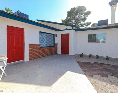 2100 Santa Ynez Drive - Photo Thumbnail 4