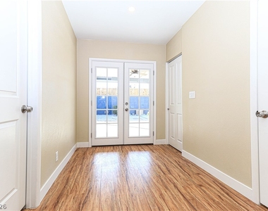 2100 Santa Ynez Drive - Photo Thumbnail 17