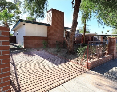 2100 Santa Ynez Drive - Photo Thumbnail 3