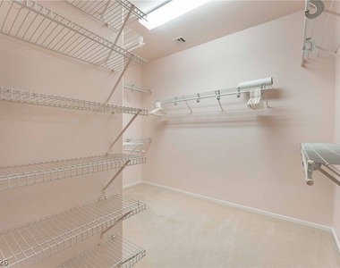 2565 Leighton Avenue - Photo Thumbnail 30