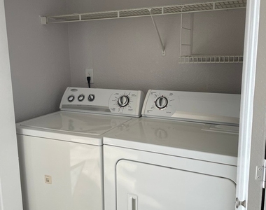 5055 W Hacienda Avenue - Photo Thumbnail 25